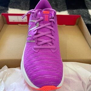 New Balance fuel cell sz 7.5